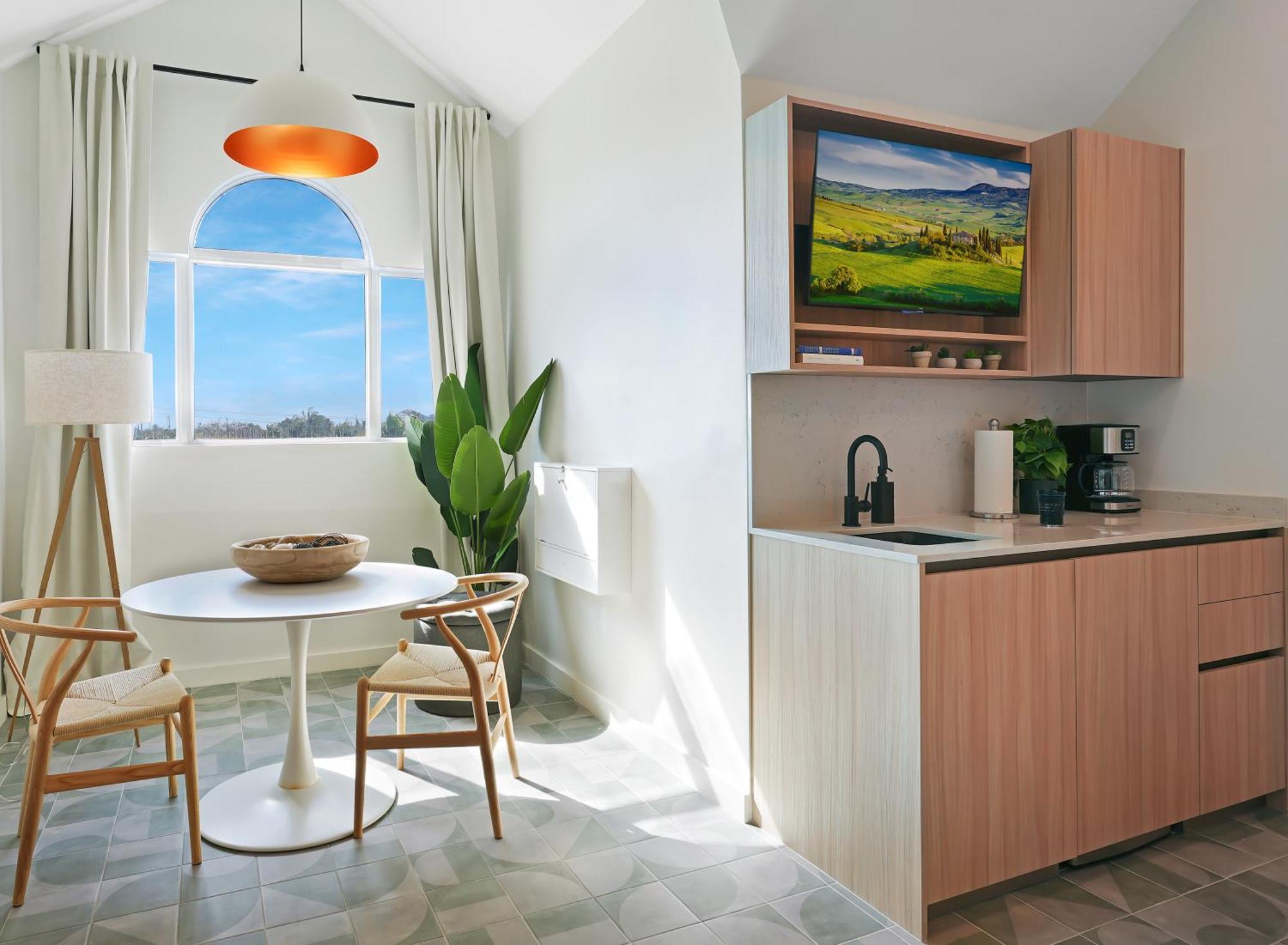 Cobalt Coast Resort West Bay 外观 照片